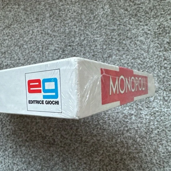 Monopoli Classic Board Game Italian Edition New sealed vintage